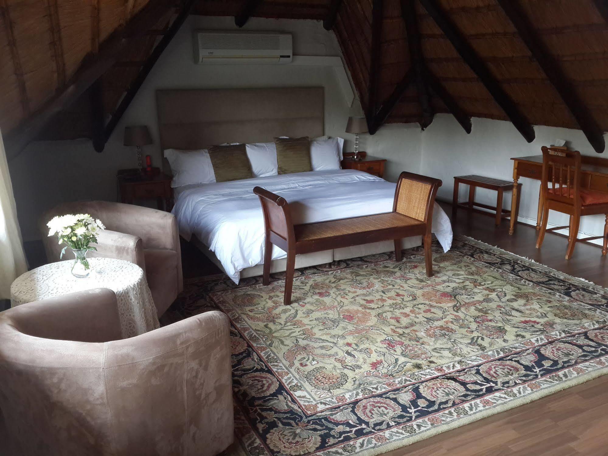 Thatchfoord Lodge Johannesburg Exterior photo